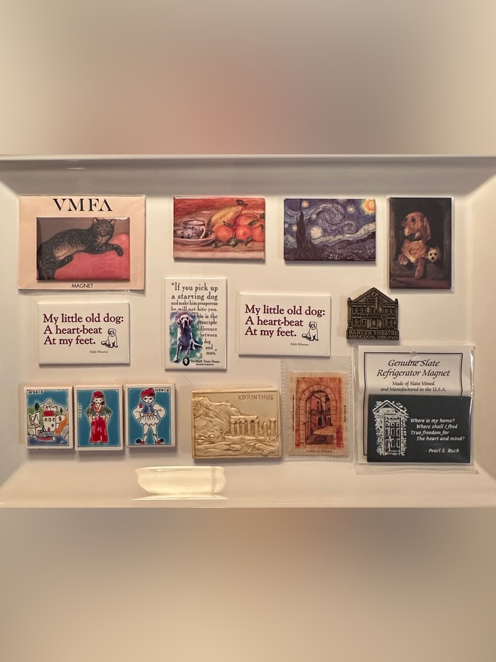 COLLECTION OF MAGNETS FROM ART MUSEUMS & GREECE, PARCHMENT PAPER FROM SICILY